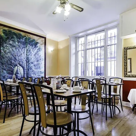 Tudor Court Hotel 